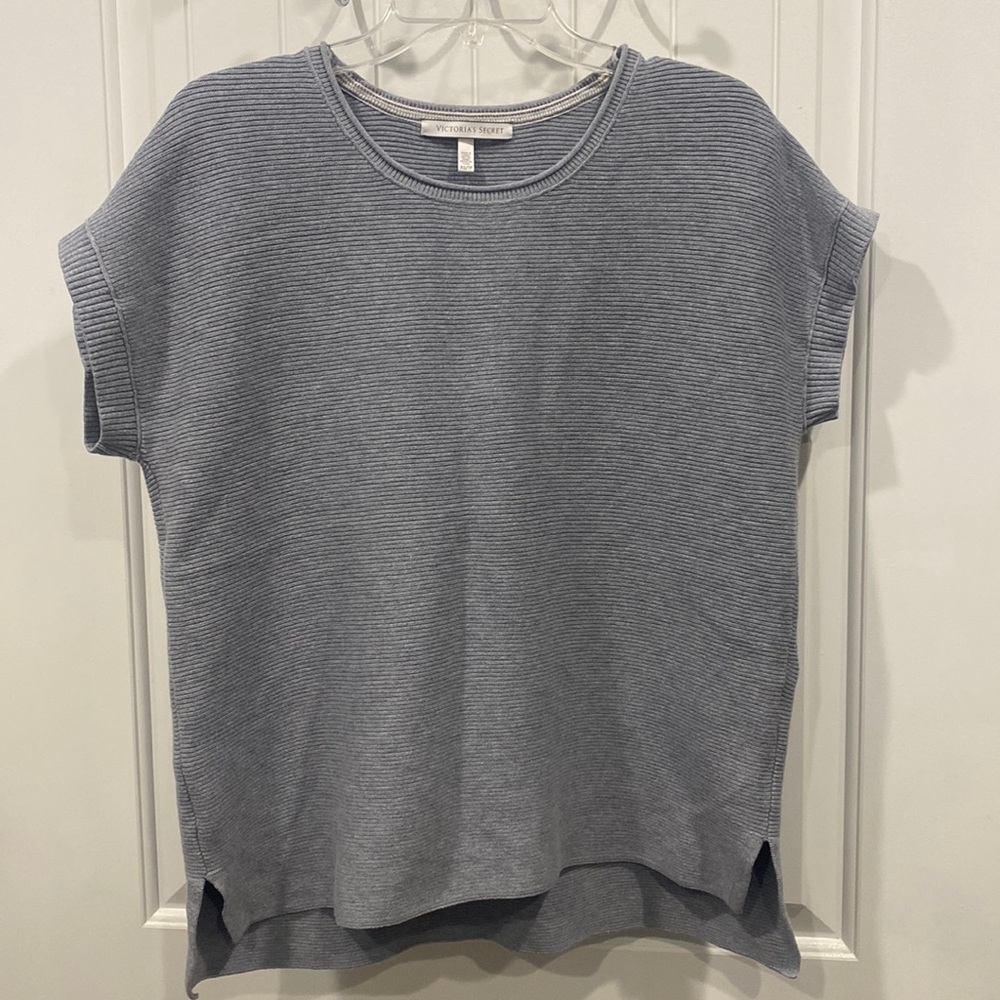 Victoria’s Secret Oversized Pullover Short Sleeve Sweater Size XS